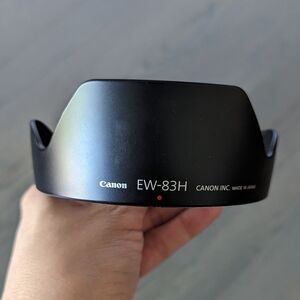 Canon EW-83H Lens Hood